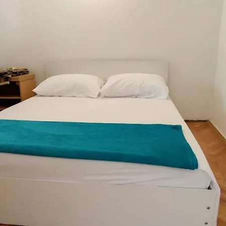 Stara Kapetanska Kuca Apartment Mali Losinj Exterior photo