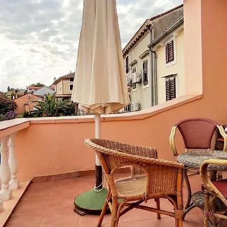 Stara Kapetanska Kuca Apartment Mali Losinj Exterior photo