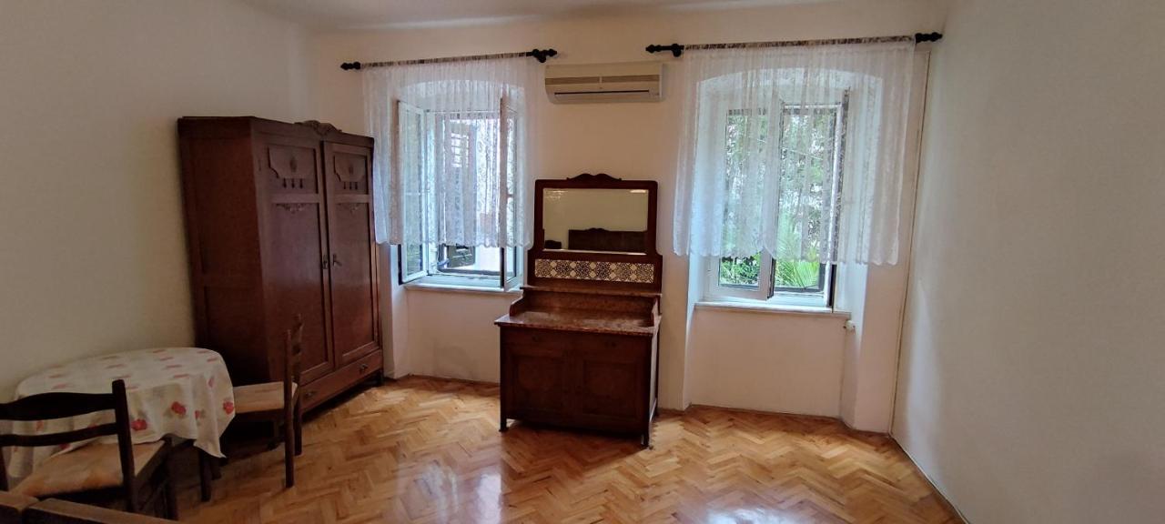 Stara Kapetanska Kuca Apartment